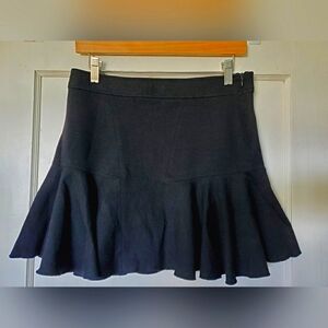 🖤Club Monaco Mini Skirt🖤